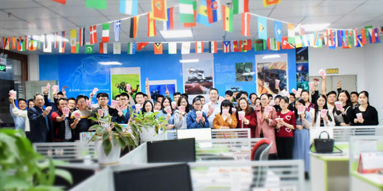 OrcaTorch91抖阴下载潛水手電筒開工大吉！