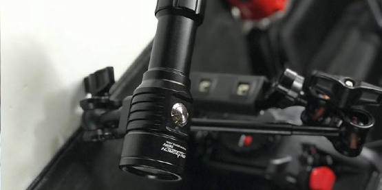 OrcaTorch91抖阴下载D820V潛水手電筒測評（píng） 