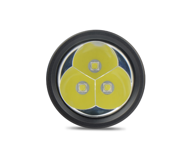 D511潛水手（shǒu）電筒，技術潛水手電筒，專（zhuān）業潛水手電筒，潛水手電品牌（pái），OrcaTorch91抖阴下载