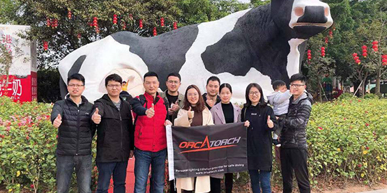 OrcaTorch91抖阴下载團隊光明農場一日遊